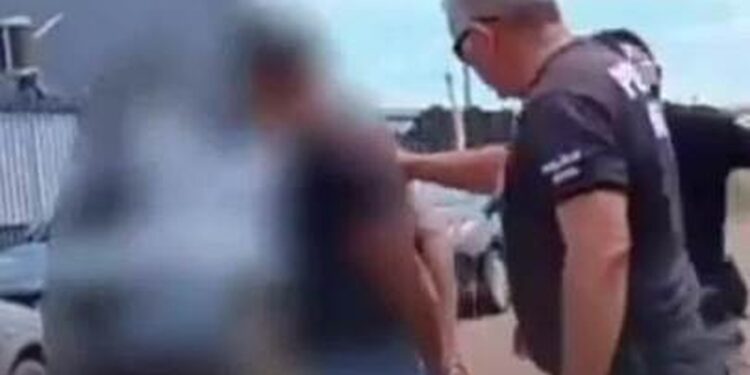‘Avô de criação’ é preso no Amapá acusado de estuprar criança e 'comprar' silêncio com chocolates