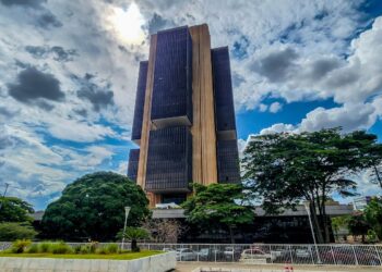 Bancos transferem R$ 5,7 bi de valores esquecidos para o Desenrola