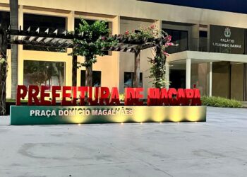 Operação da PF mira esquema de milícia digital ligado a ex-prefeito de Macapá e desvio milionário